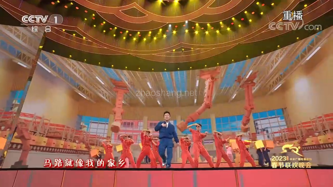 盯着沈腾的《坑》，看不懂2023春晚 