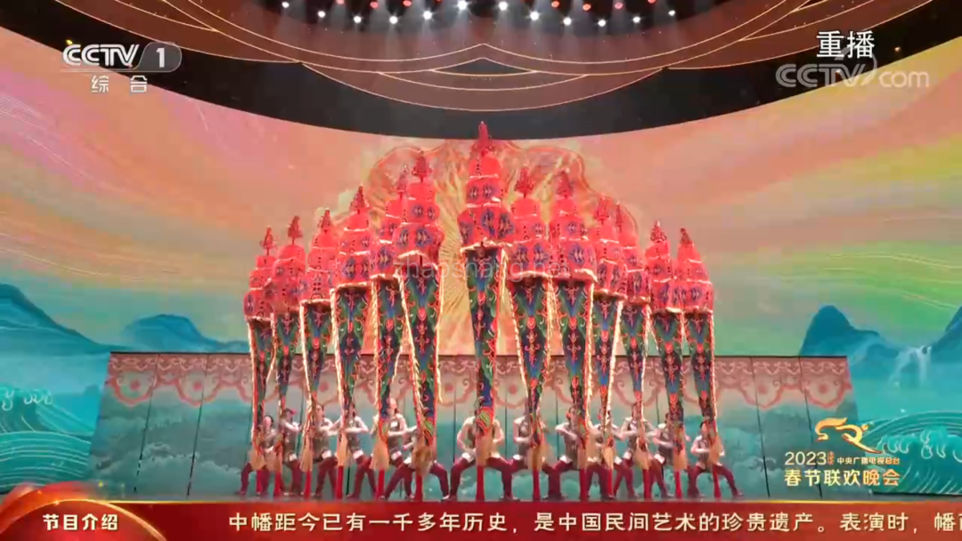 盯着沈腾的《坑》，看不懂2023春晚 