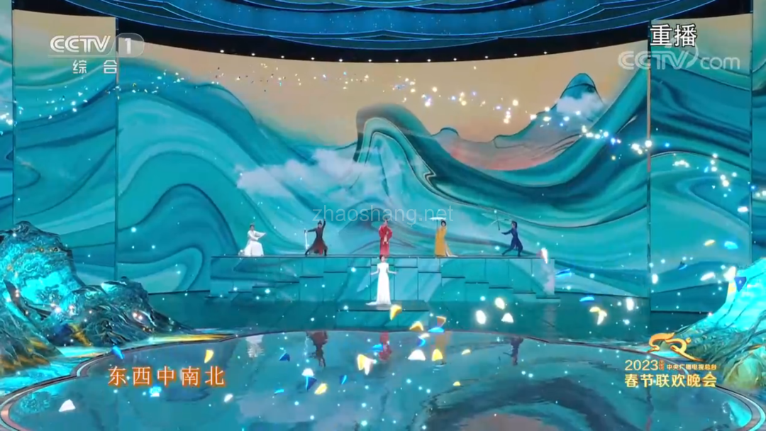 盯着沈腾的《坑》，看不懂2023春晚 