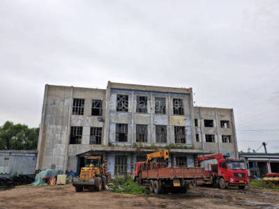 双鸭山友谊县4531.23平米厂房出售